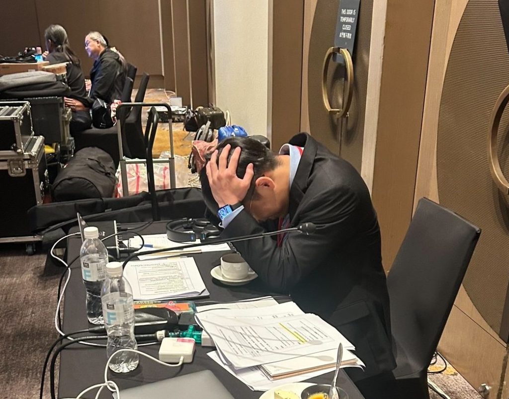 AI 即時翻譯好嗎？一場論壇比出人與機器優缺點